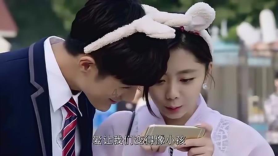 儿子在奶茶店抽烟，玩游戏，我打儿子，不小心把人家凳子，和座子砸坏，派出所怎么处理？游戏画面