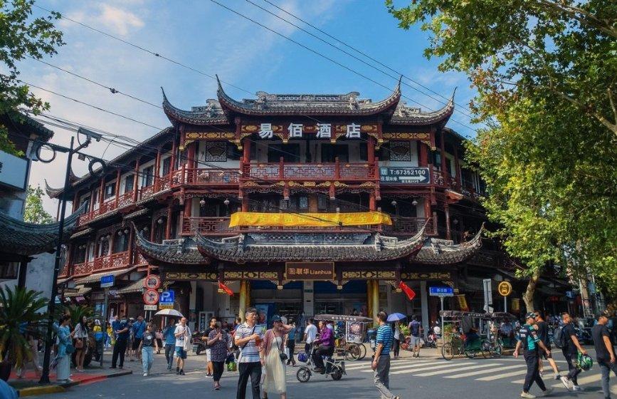 救援网球女孩