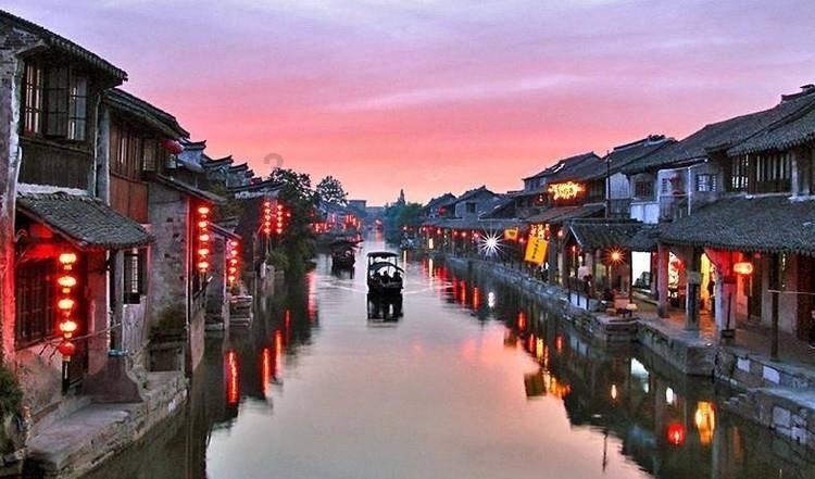 大丛林度假村逃生
